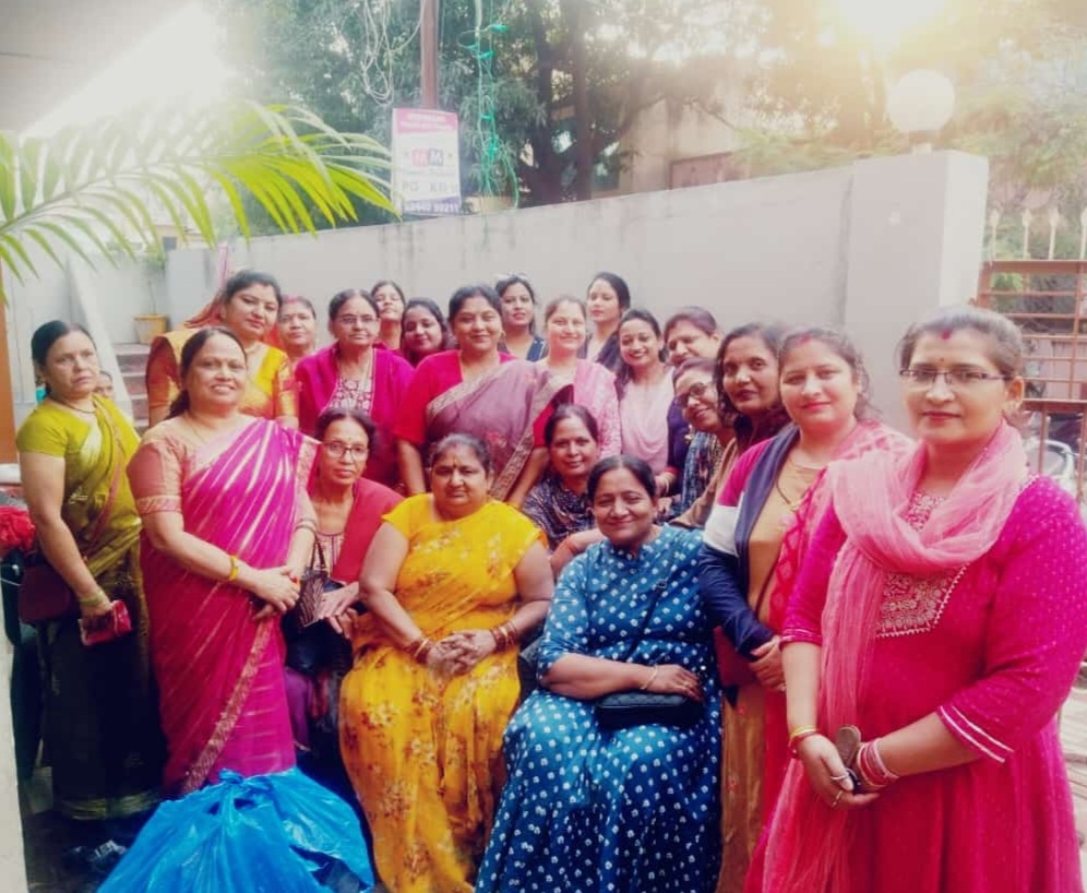 Harsambhav Foundation distributed blankets